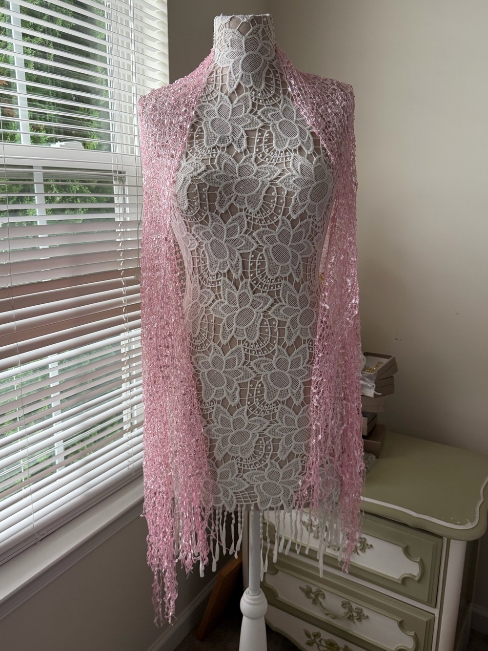 NWT Kirks Folly Fairyland Eyelash Scarf Pixie Pink Shawl Cover Up